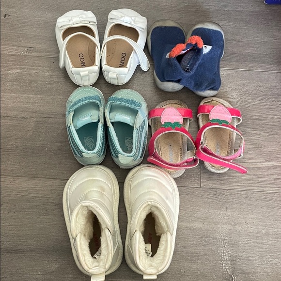 Nike Other - Kids Shoes 9-12 months